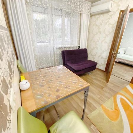 Apartments Ahmetova 4 21 Almaty Bagian luar foto