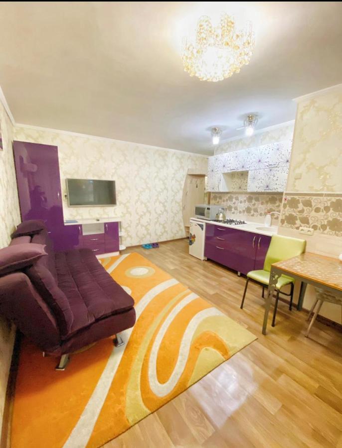 Apartments Ahmetova 4 21 Almaty Bagian luar foto