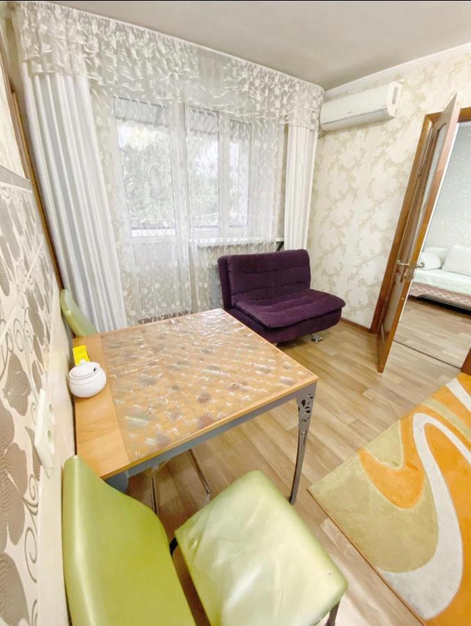 Apartments Ahmetova 4 21 Almaty Bagian luar foto